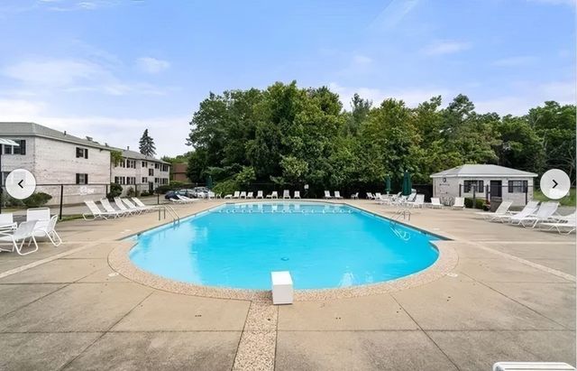 128 Lake Shore Rd. 1, Boston, MA 02135