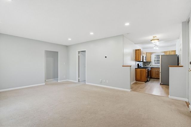 128 Lake Shore Rd. 1, Boston, MA 02135