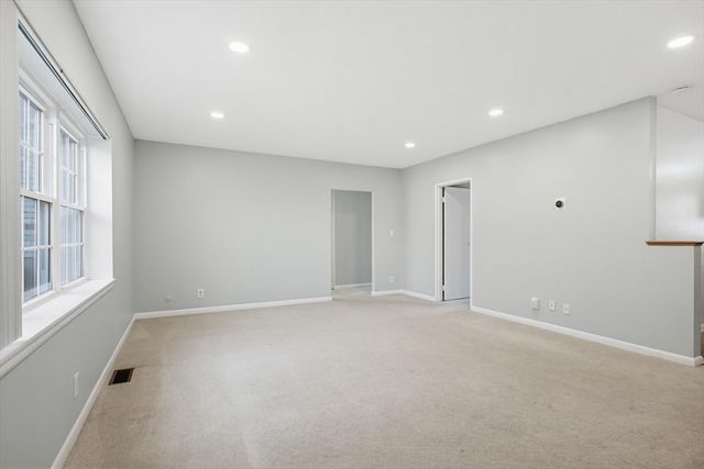 128 Lake Shore Rd. 1, Boston, MA 02135