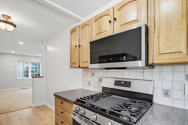 128 Lake Shore Rd. 1, Boston, MA 02135