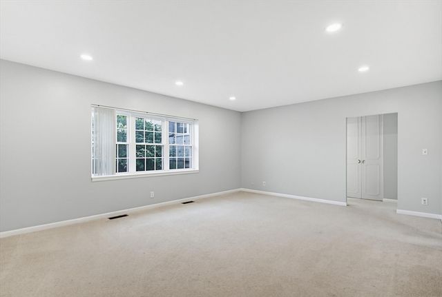 128 Lake Shore Rd. 1, Boston, MA 02135