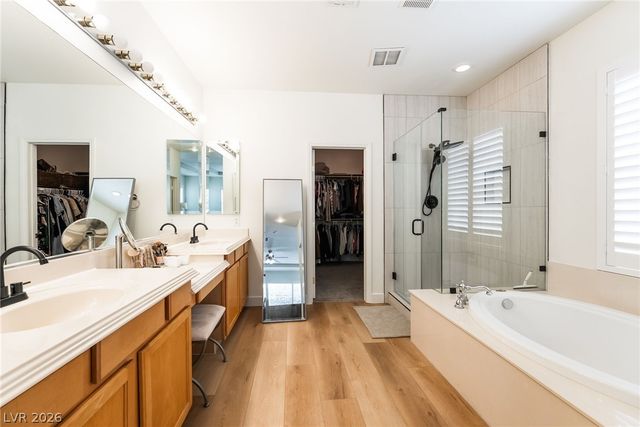 8101 Mountain Forest Court, Las Vegas, NV 89129