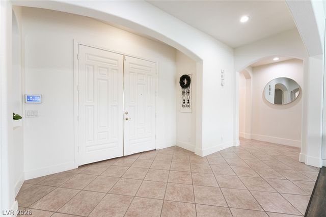 8101 Mountain Forest Court, Las Vegas, NV 89129