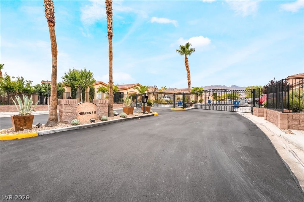 8101 Mountain Forest Court, Las Vegas, NV 89129 — photo 2