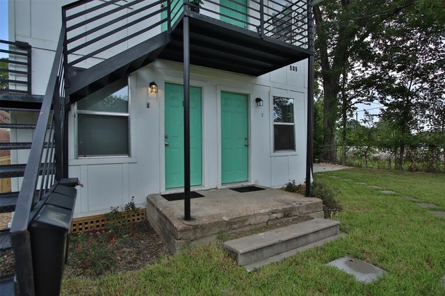 505 E 32nd Street 3, Houston, TX 77018
