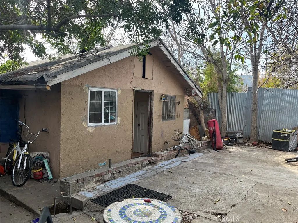 4123 Chevy Chase Drive, Los Angeles, CA 90039