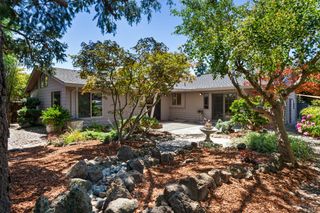 1414 Manhattan Way, Santa Rosa, CA 95401