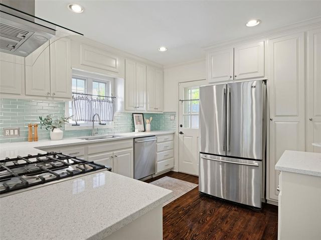 527 NW 38th Street, Oklahoma City, OK 73118