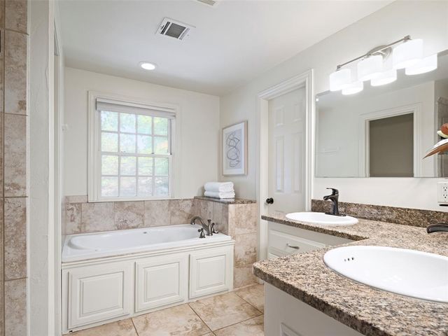 527 NW 38th Street, Oklahoma City, OK 73118