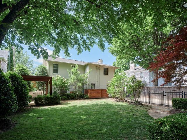 527 NW 38th Street, Oklahoma City, OK 73118