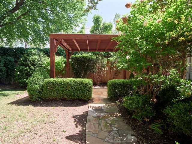 527 NW 38th Street, Oklahoma City, OK 73118