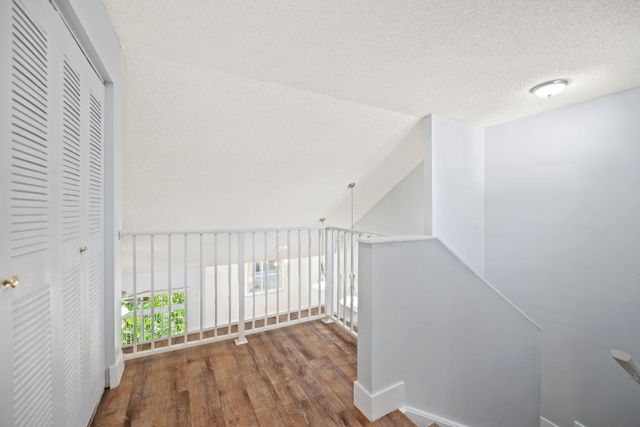 832 NW 92nd Avenue, Plantation, FL 33324