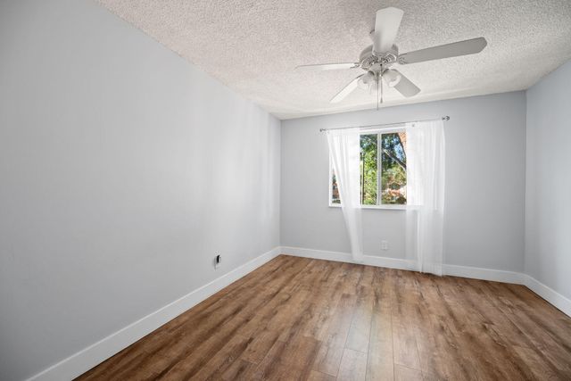832 NW 92nd Avenue, Plantation, FL 33324