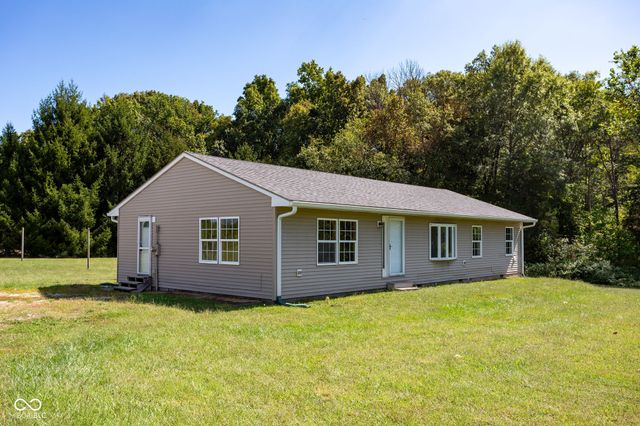 2410 S State Highway 7, North Vernon, IN 47265