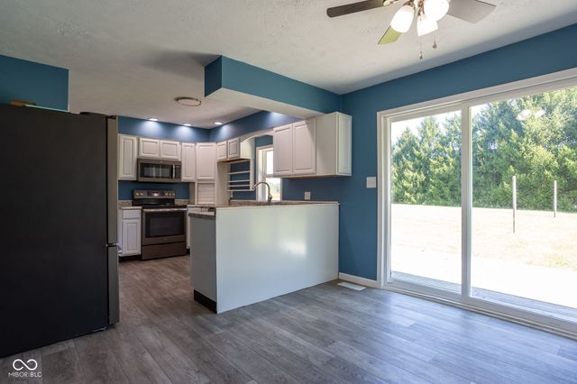 2410 S State Highway 7, North Vernon, IN 47265