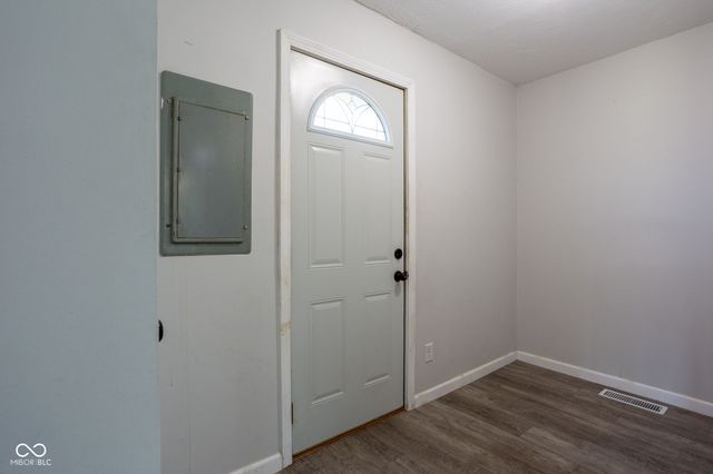 2410 S State Highway 7, North Vernon, IN 47265