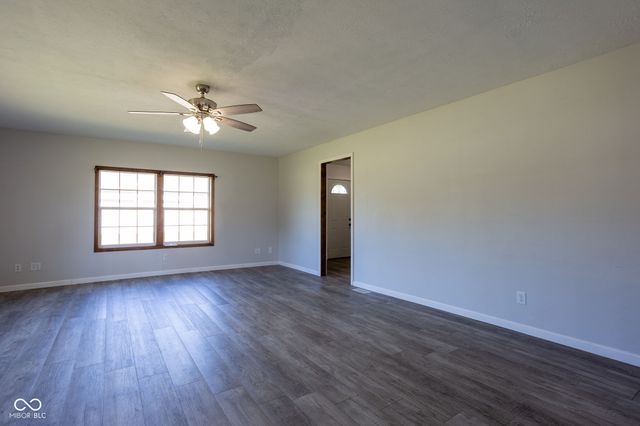 2410 S State Highway 7, North Vernon, IN 47265