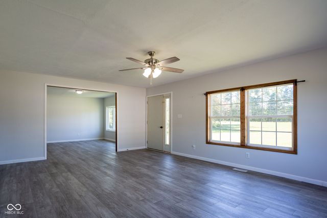 2410 S State Highway 7, North Vernon, IN 47265