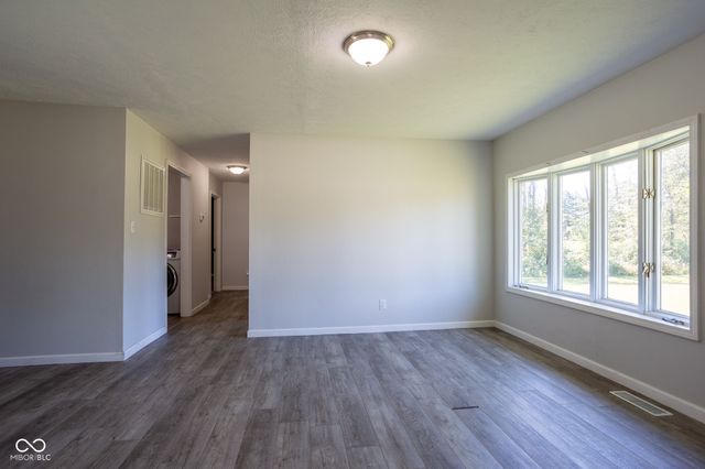 2410 S State Highway 7, North Vernon, IN 47265