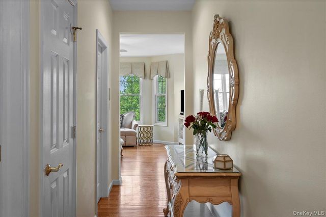 33 Pinehurst Circle, Monroe, NY 10950
