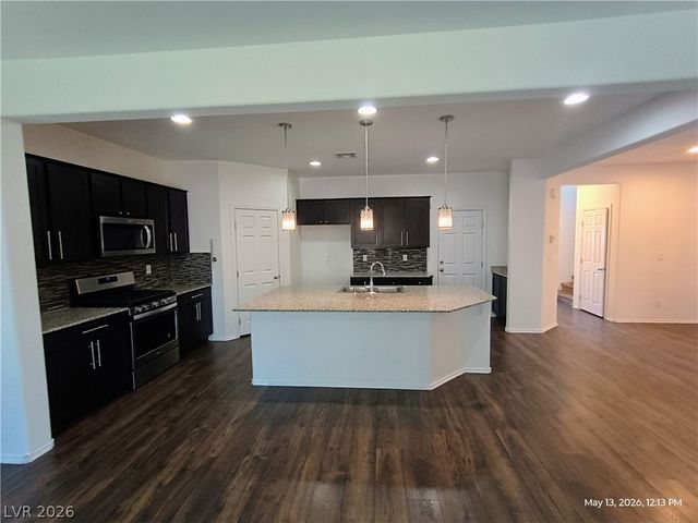 4224 Seclusion Bay Avenue, North Las Vegas, NV 89081