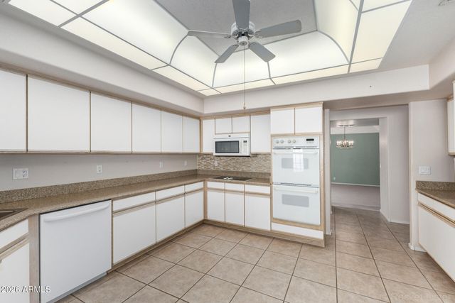 11818 N 56TH Avenue, Glendale, AZ 85304