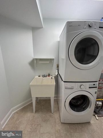 4101 CORBIN HALL LN BASEMENT APARTMENT, Fredericksburg, VA 22408