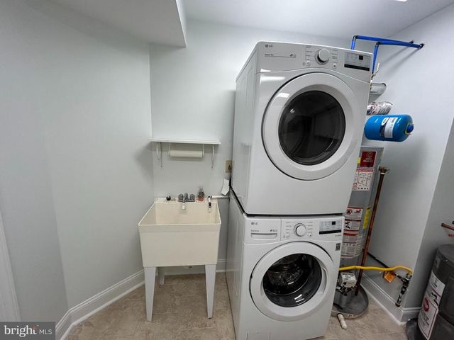 4101 CORBIN HALL LN BASEMENT APARTMENT, Fredericksburg, VA 22408
