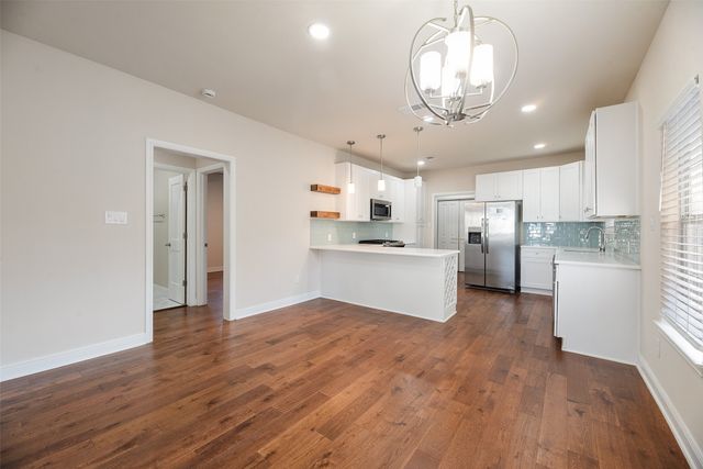 807 Hollywood Avenue, Dallas, TX 75208