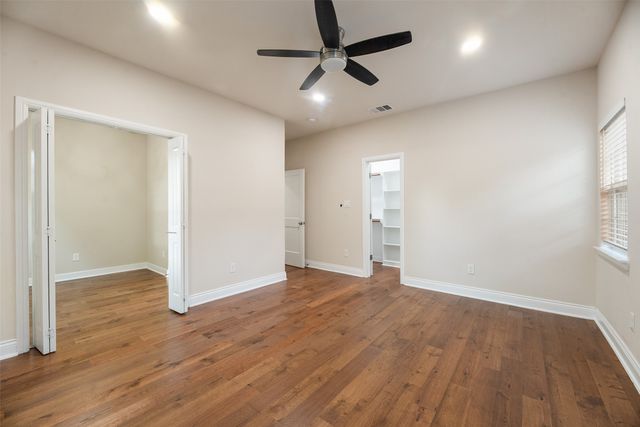 807 Hollywood Avenue, Dallas, TX 75208