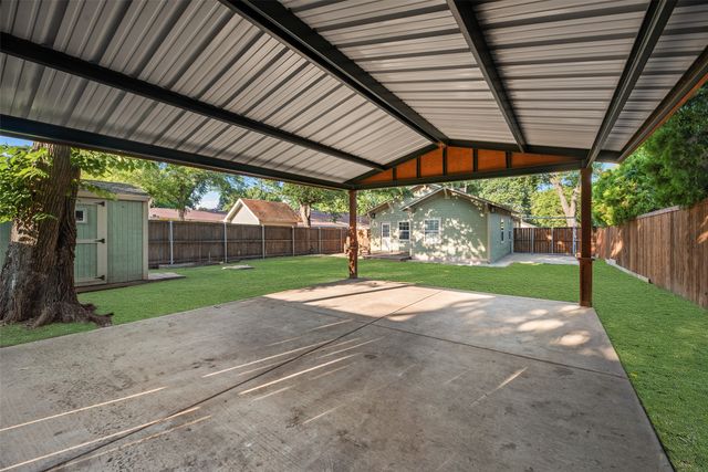 807 Hollywood Avenue, Dallas, TX 75208