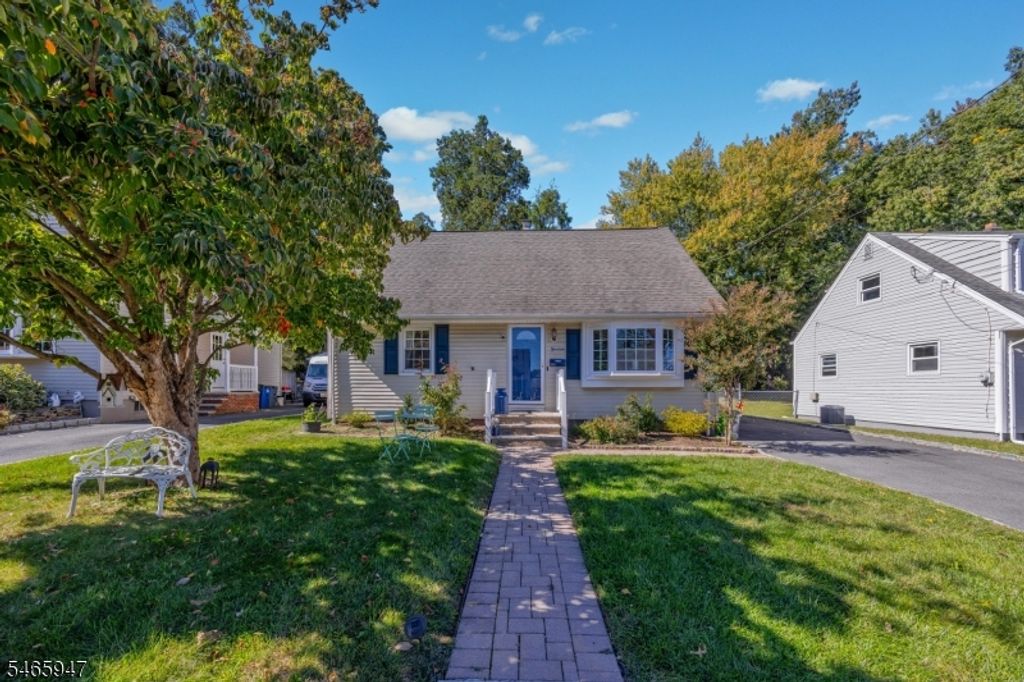 14 Farmingdale Ave, Bloomfield Twp., NJ 07003 — photo 3