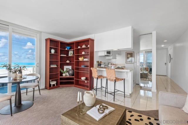 725 Redondo Ct 39, San Diego, CA 92109