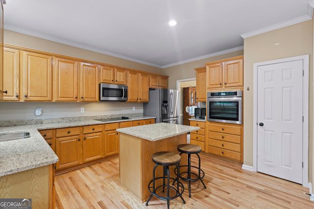 325 Trowbridge Lane, Lawrenceville, GA 30043