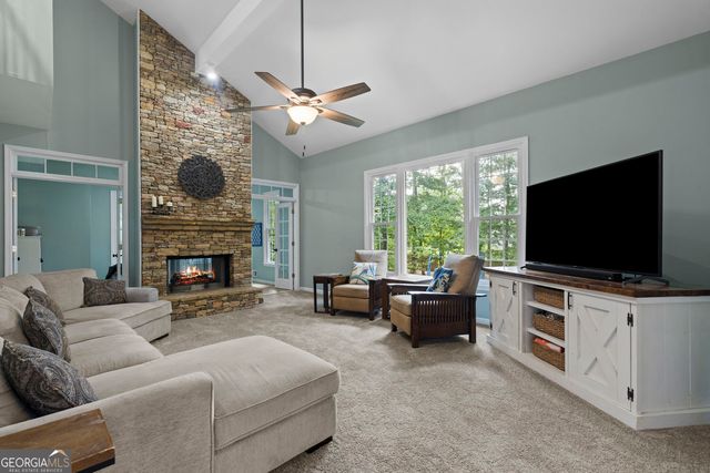 325 Trowbridge Lane, Lawrenceville, GA 30043