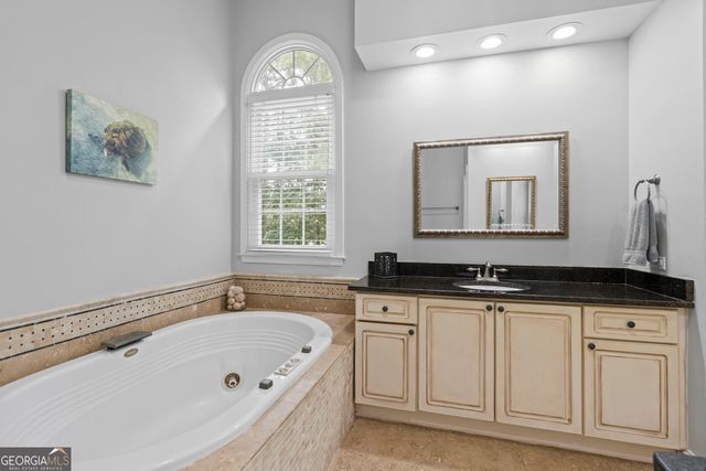 325 Trowbridge Lane, Lawrenceville, GA 30043