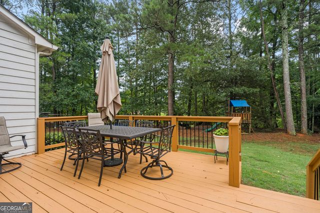 325 Trowbridge Lane, Lawrenceville, GA 30043