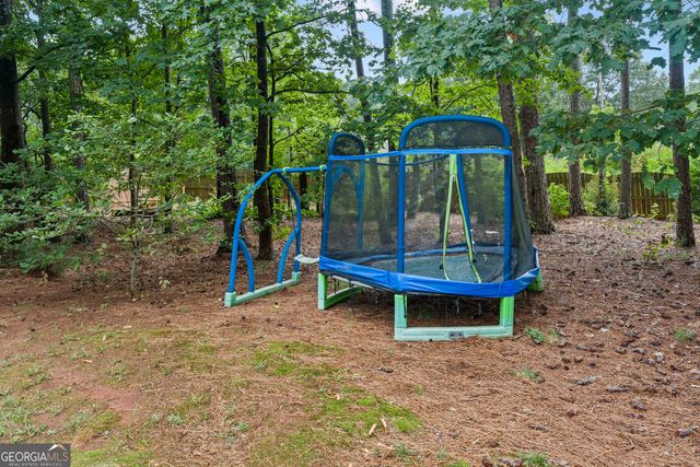 325 Trowbridge Lane, Lawrenceville, GA 30043
