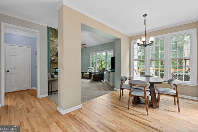 325 Trowbridge Lane, Lawrenceville, GA 30043