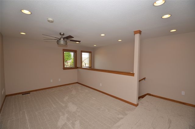 5437 Prairie Parkway, Johnston, IA 50131