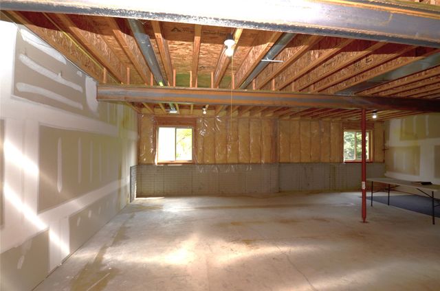 5437 Prairie Parkway, Johnston, IA 50131