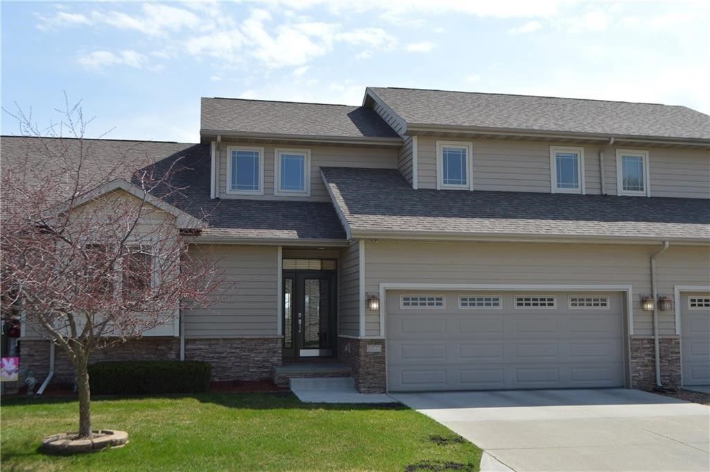 5437 Prairie Parkway, Johnston, IA 50131
