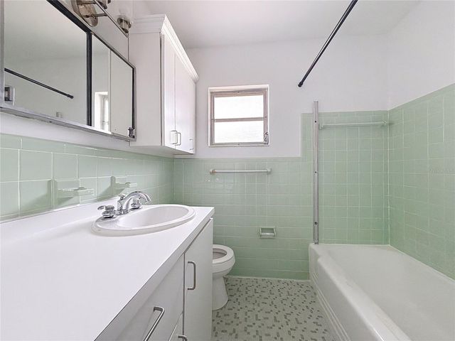 114 E PALM STREET, Davenport, FL 33837