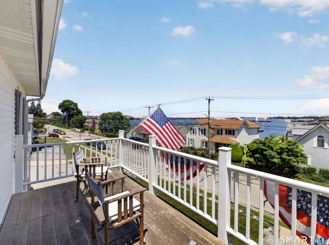 415 Pequot Avenue, New London, CT 06320