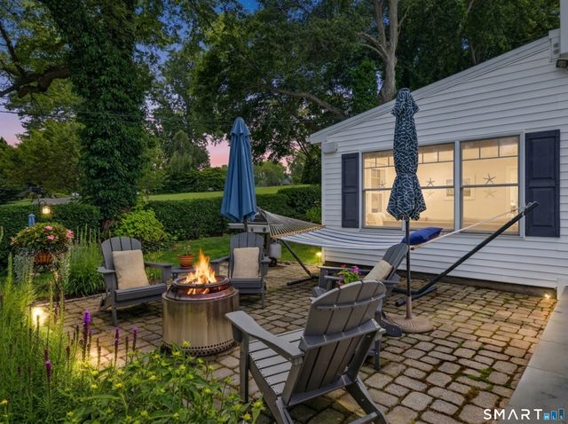 415 Pequot Avenue, New London, CT 06320