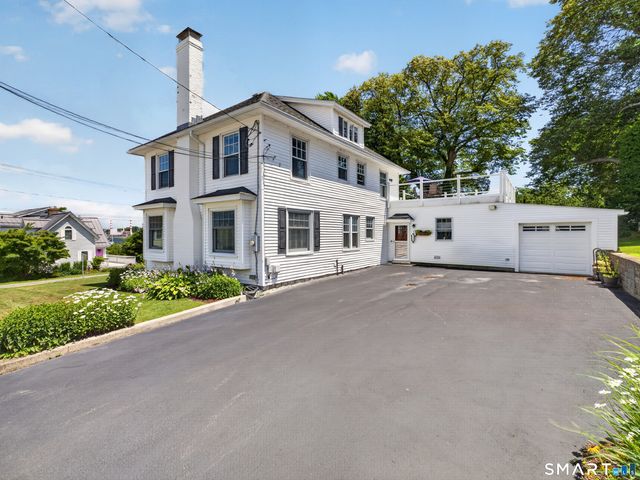 415 Pequot Avenue, New London, CT 06320