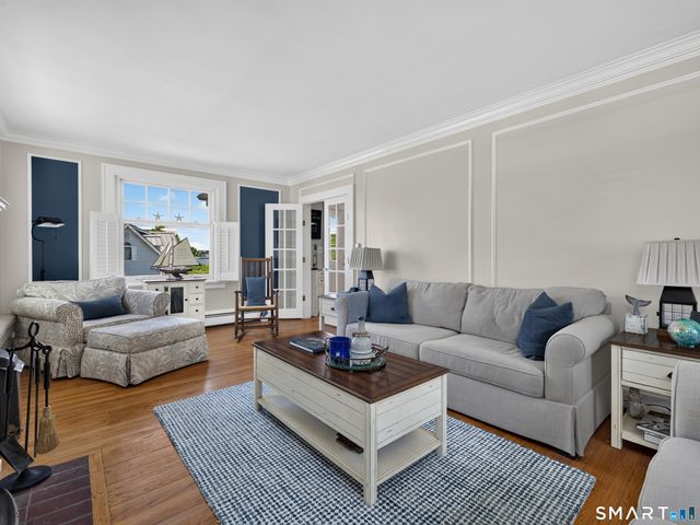 415 Pequot Avenue, New London, CT 06320