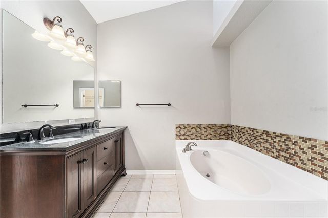 1116 MYRTLE LAKE VIEW DRIVE, Fruitland Park, FL 34731