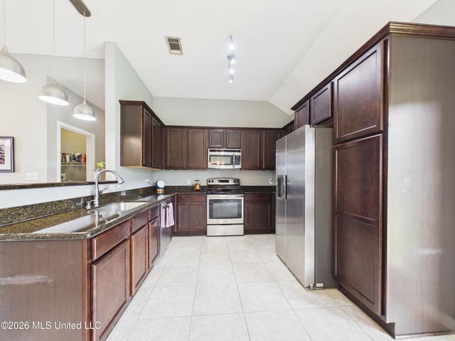 2501 Rhonda Avenue, Ocean Springs, MS 39564