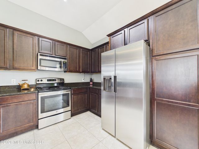 2501 Rhonda Avenue, Ocean Springs, MS 39564